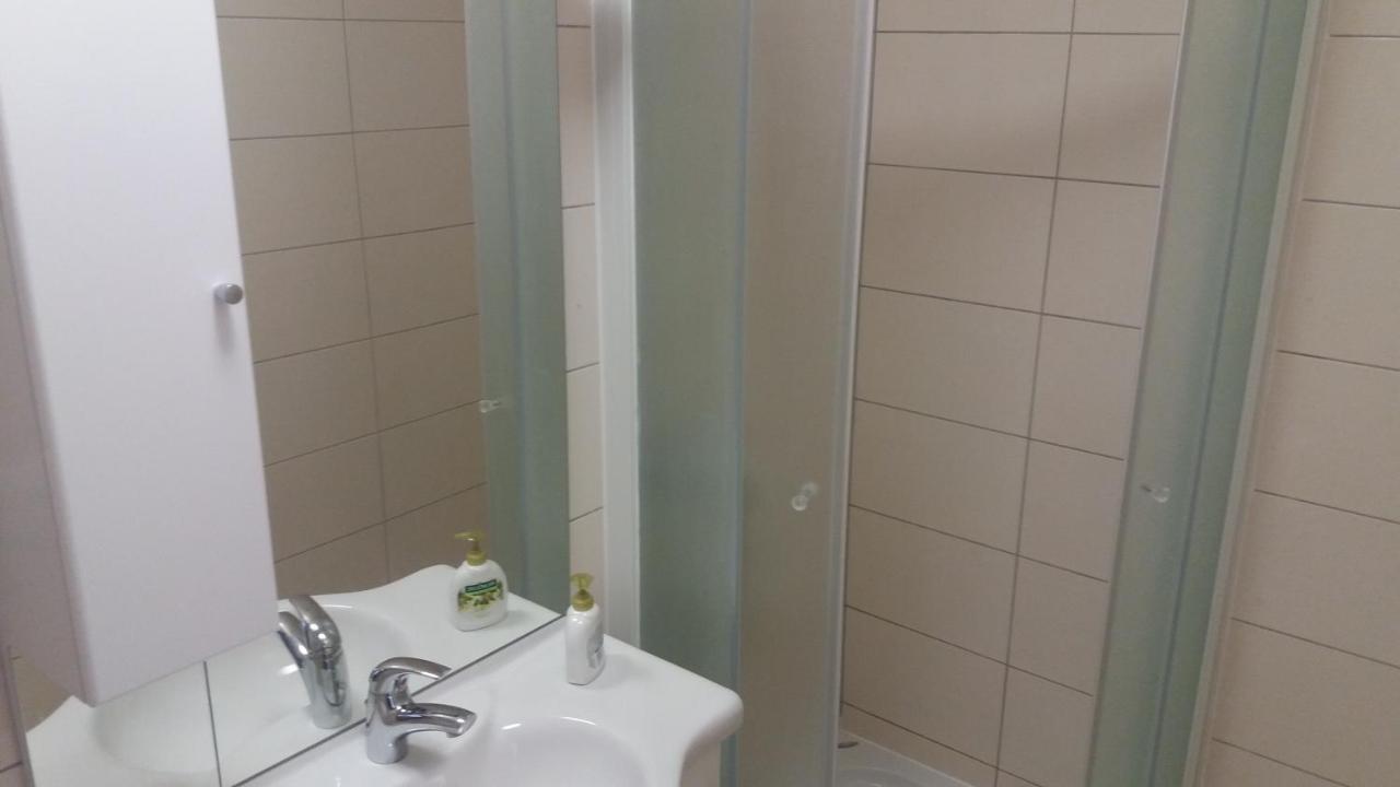 Duće Spacious Comfort Apartment מראה חיצוני תמונה