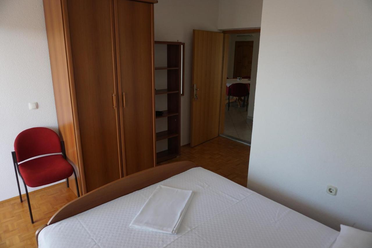 Duće Spacious Comfort Apartment מראה חיצוני תמונה