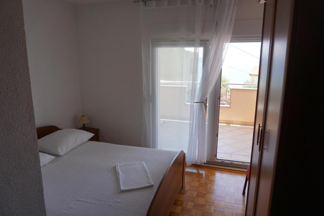 Duće Spacious Comfort Apartment מראה חיצוני תמונה