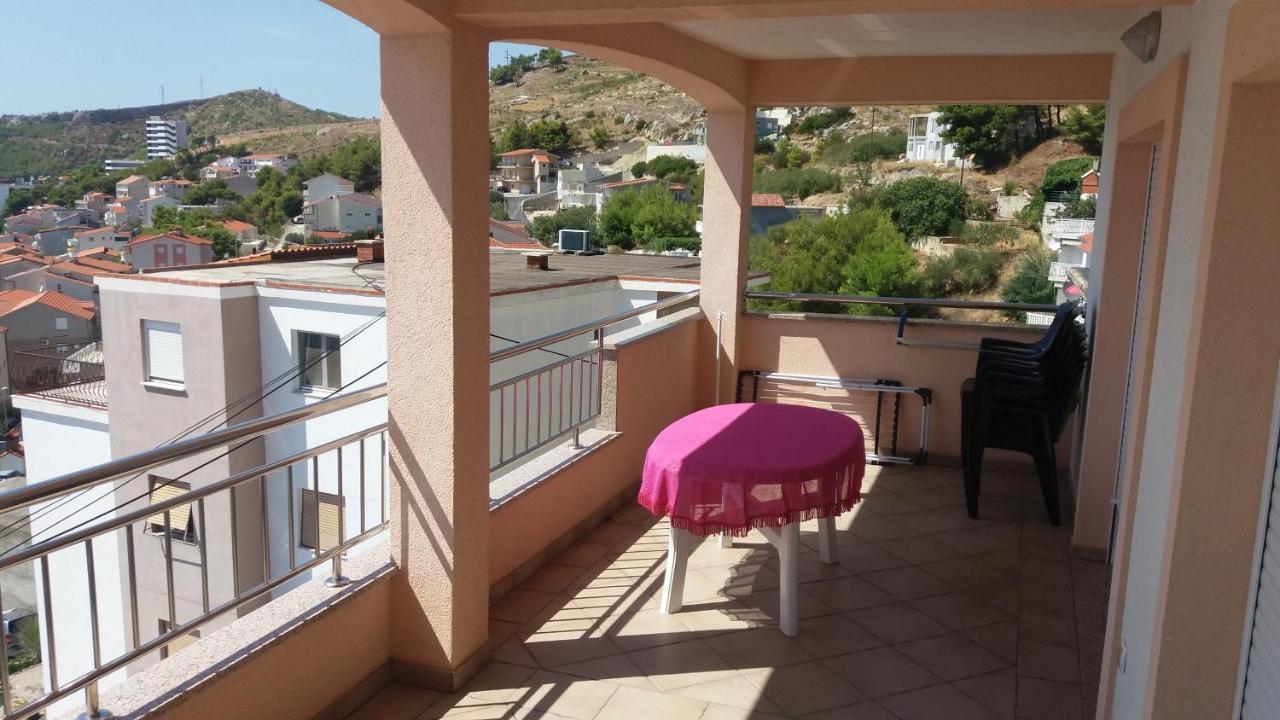 Duće Spacious Comfort Apartment מראה חיצוני תמונה